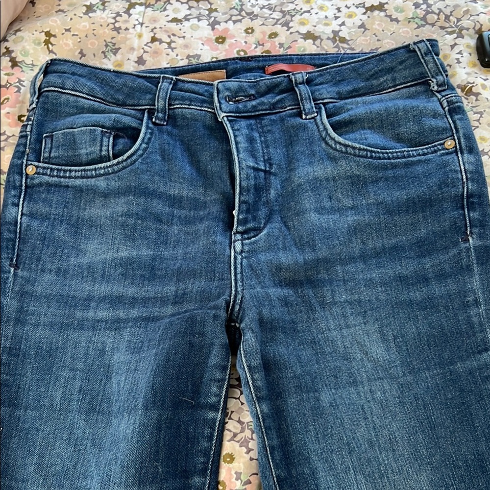 Pilcro Blue Straight Leg Jeans Versatile Everyday Style